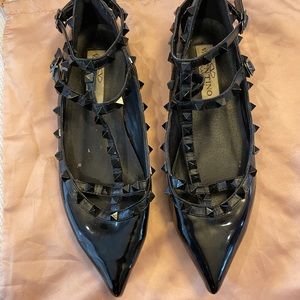 Valentino Rockstuds black noir caged flats!